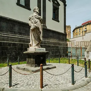 La Reggia Della Duchesca Napoli