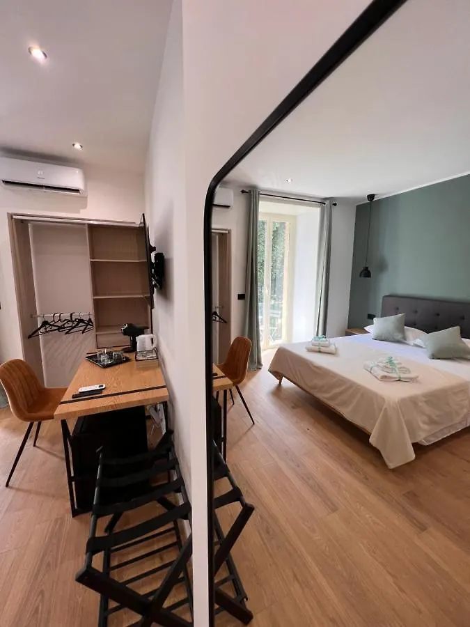 Hotel Relais Cavour Napoli Itálie